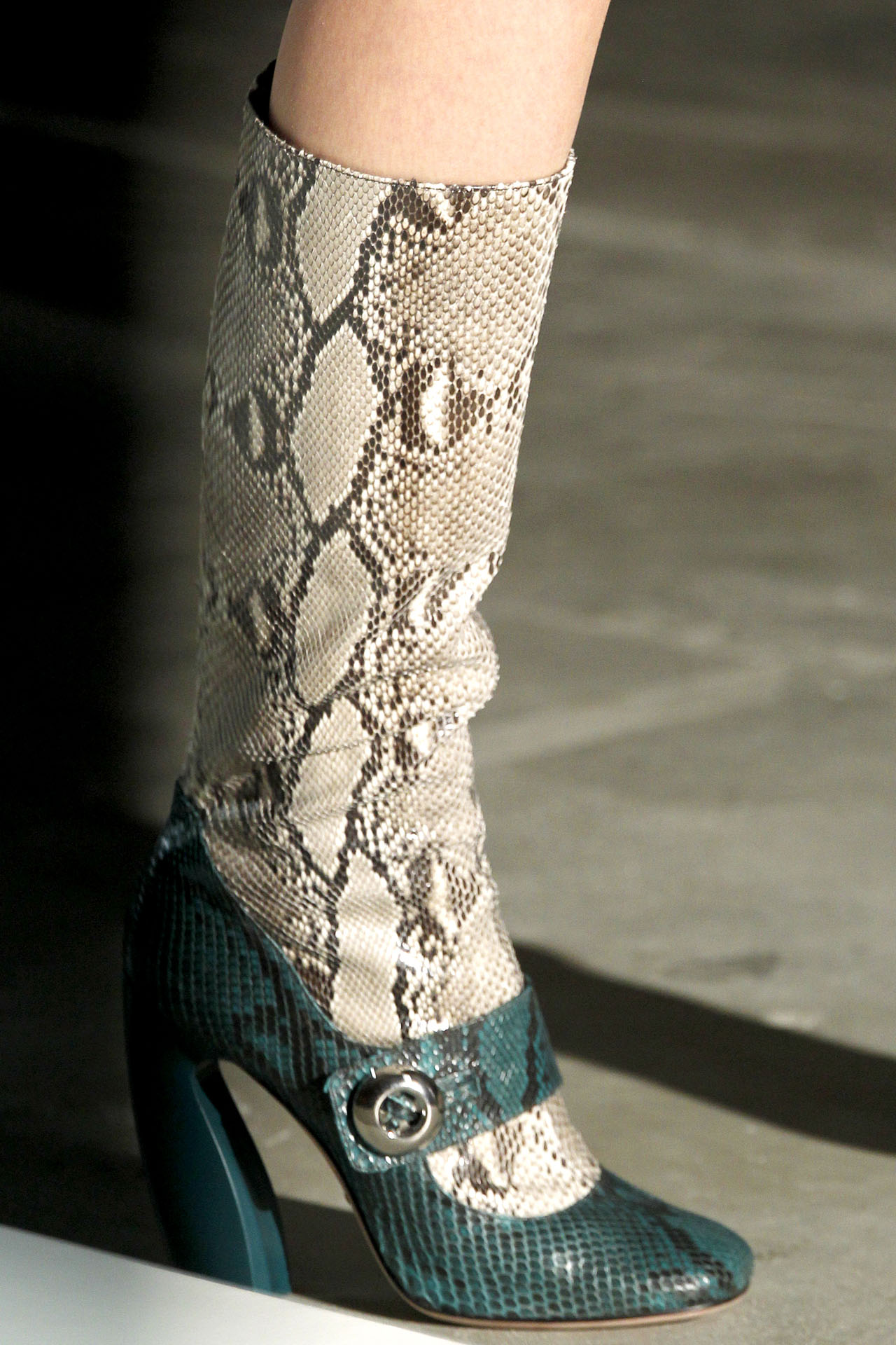 Prada 2011ﶬDƬ