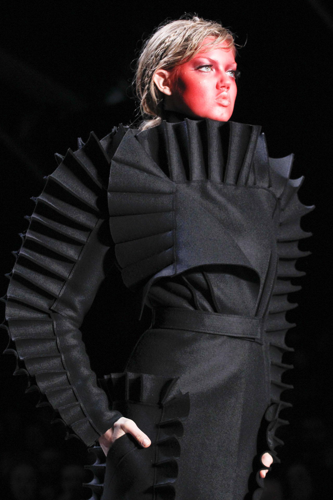 Viktor & Rolf 2011ﶬDƬ