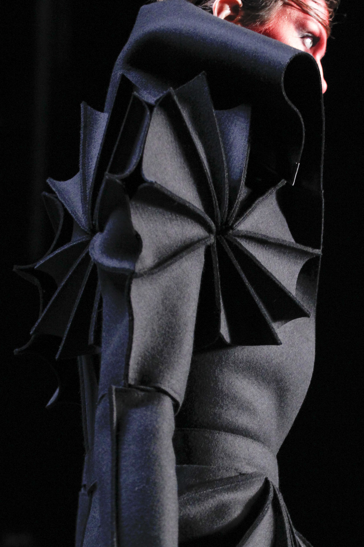 Viktor & Rolf 2011ﶬDƬ
