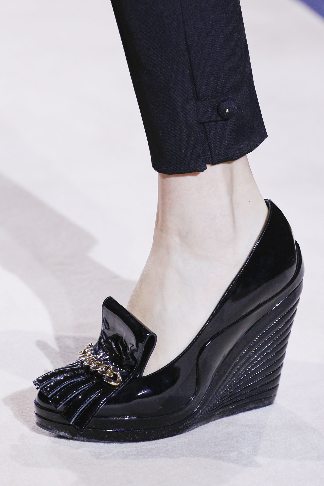 Yves Saint Laurent 2011ﶬDƬ