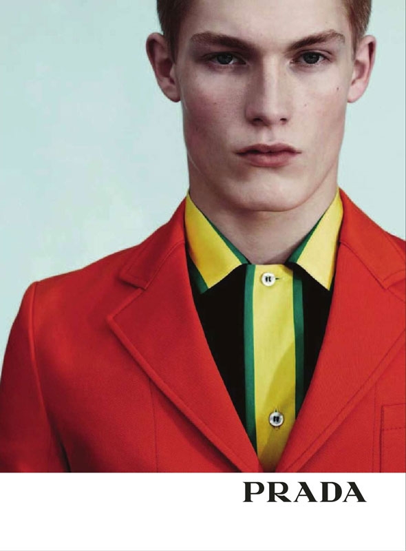 Prada 2011bV DƬ