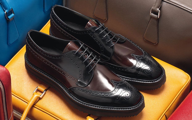 Prada 2011bV DƬ