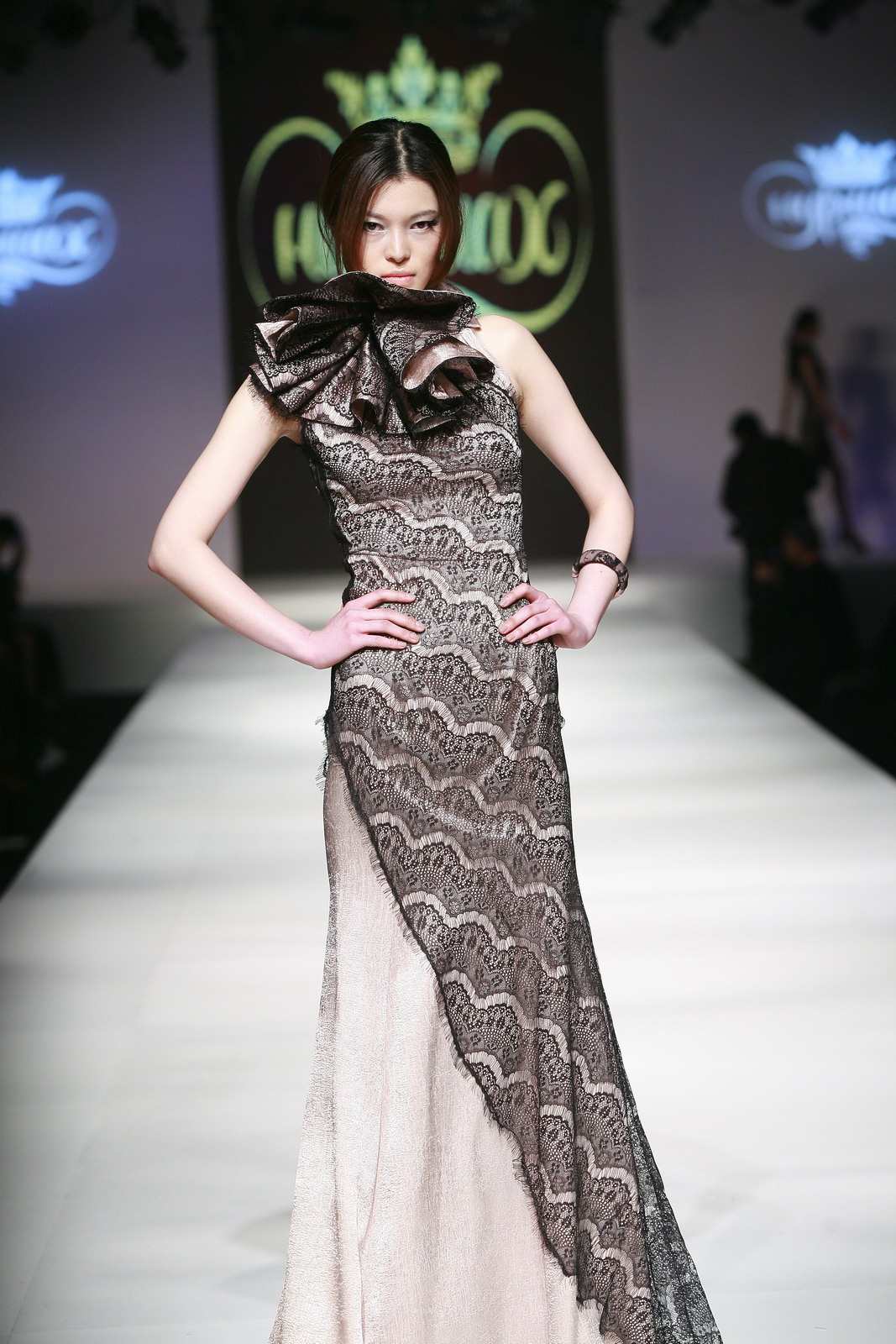 Nur-Shah by Fariza Kaiseneva 2011秋冬高清圖片