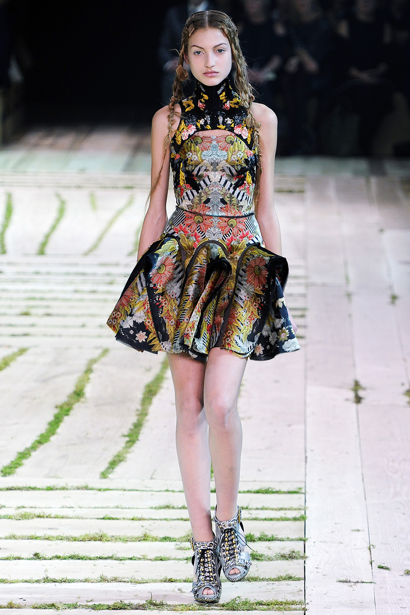 Alexander McQueen 2011 LookbookDƬ