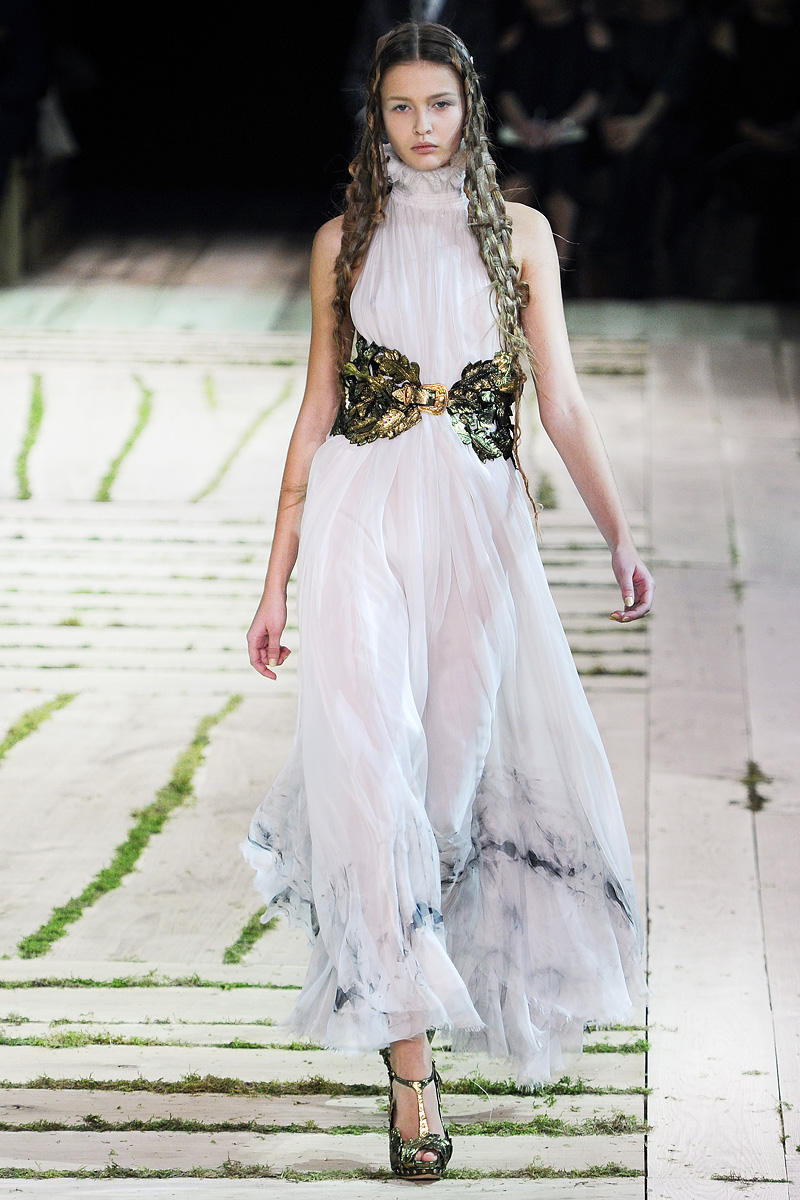 Alexander McQueen 2011 LookbookDƬ