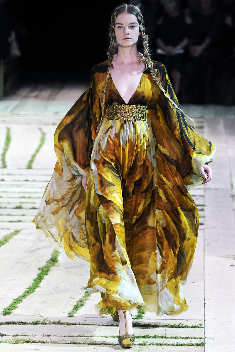 Alexander McQueen 2011 LookbookDƬ