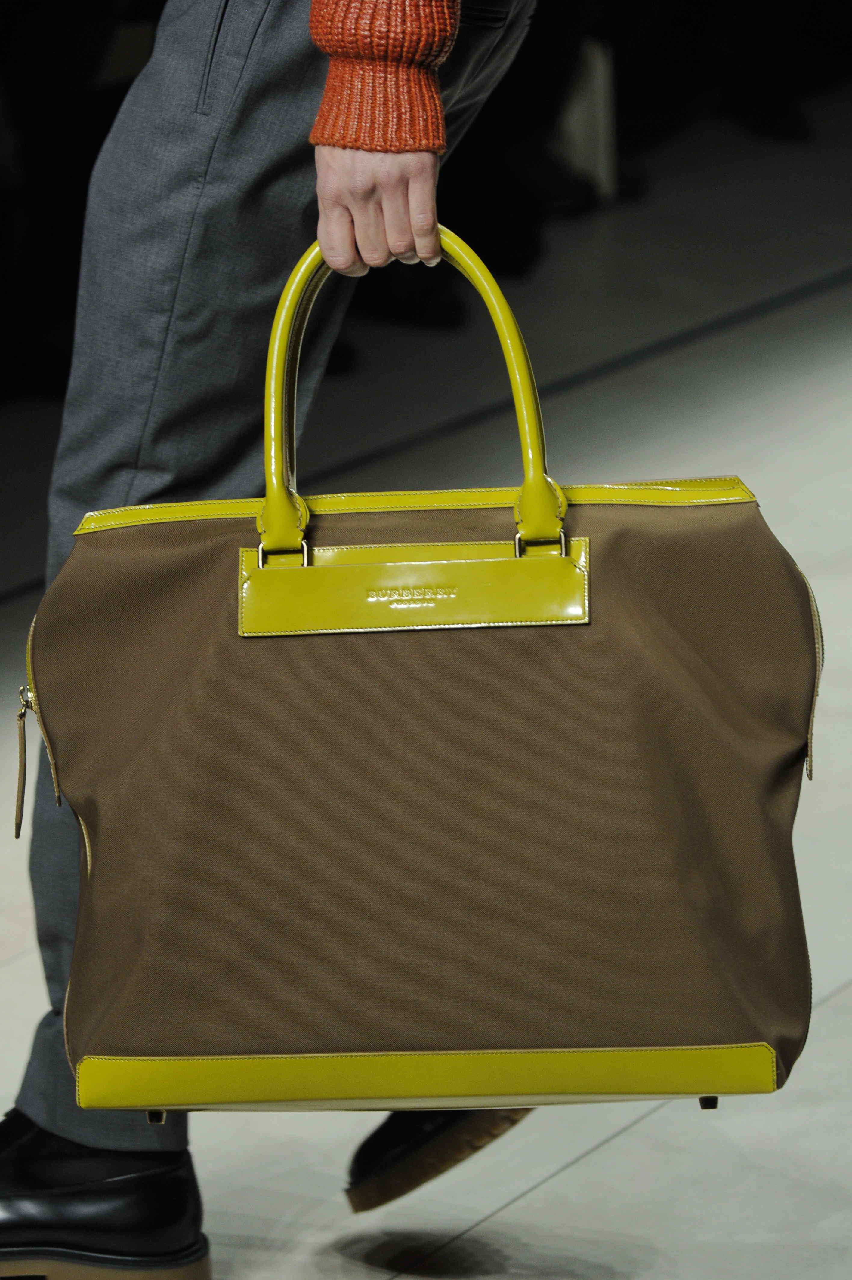 Burberry Prorsum 2011ﶬbDƬ