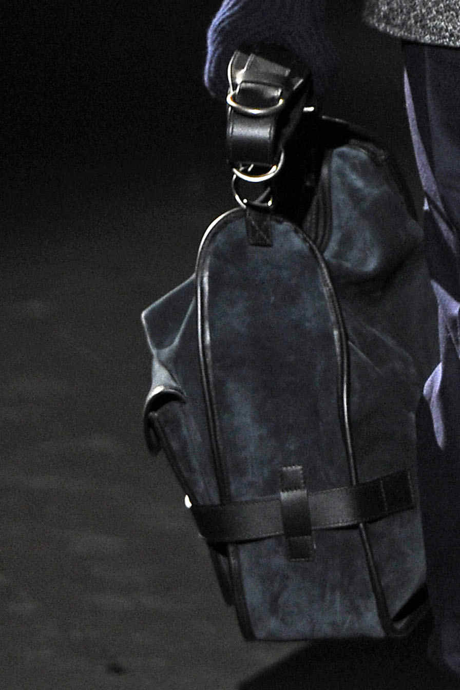 Corneliani 2011ﶬbDƬ