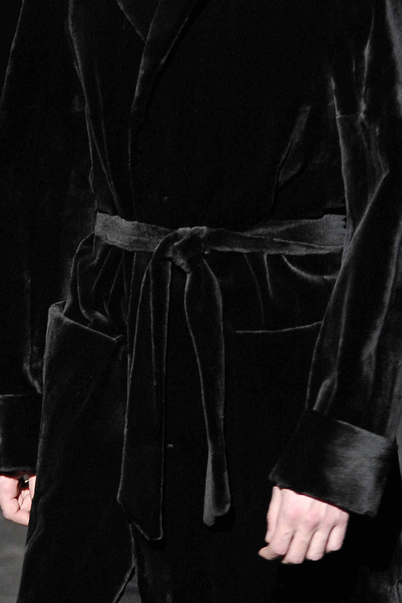 Corneliani 2011ﶬbDƬ