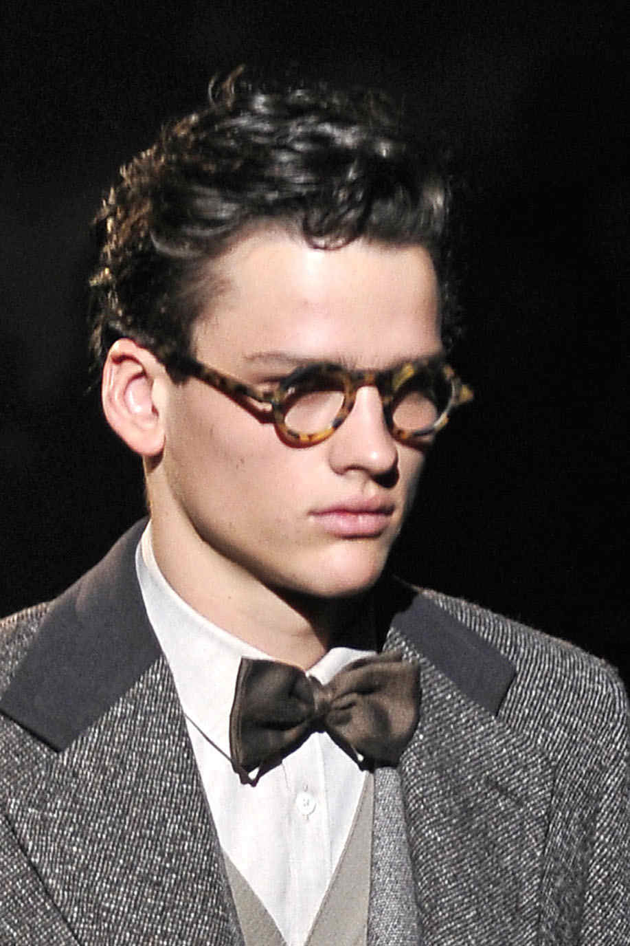 Corneliani 2011ﶬbDƬ