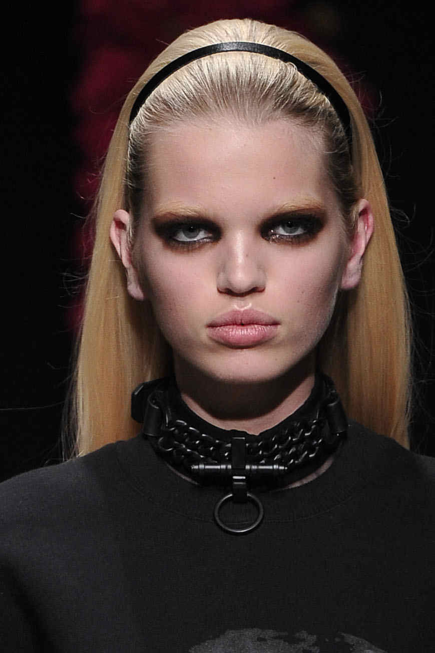 Givenchy 2011ﶬbDƬ