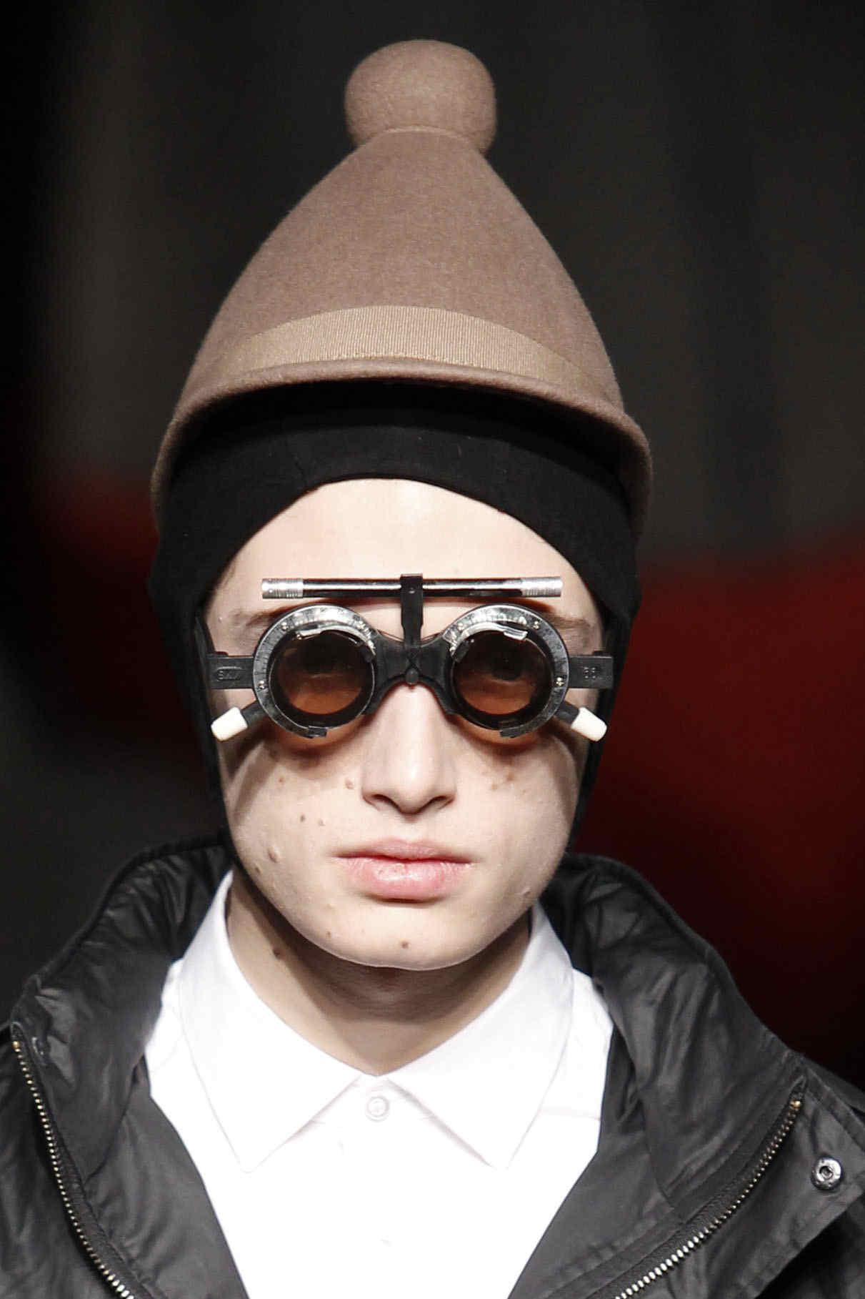Henrik Vibskov 2011ﶬbDƬ
