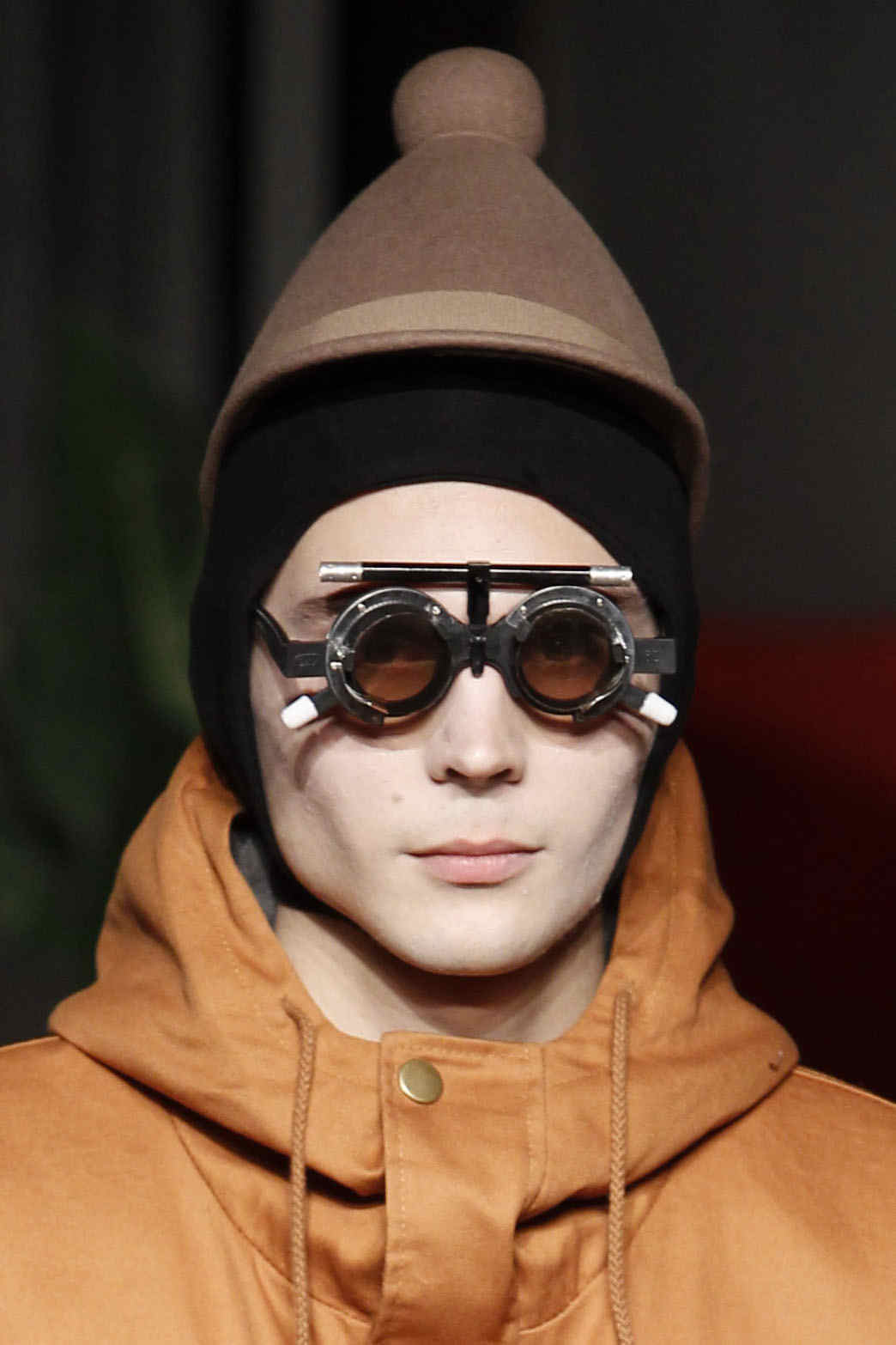 Henrik Vibskov 2011ﶬbDƬ