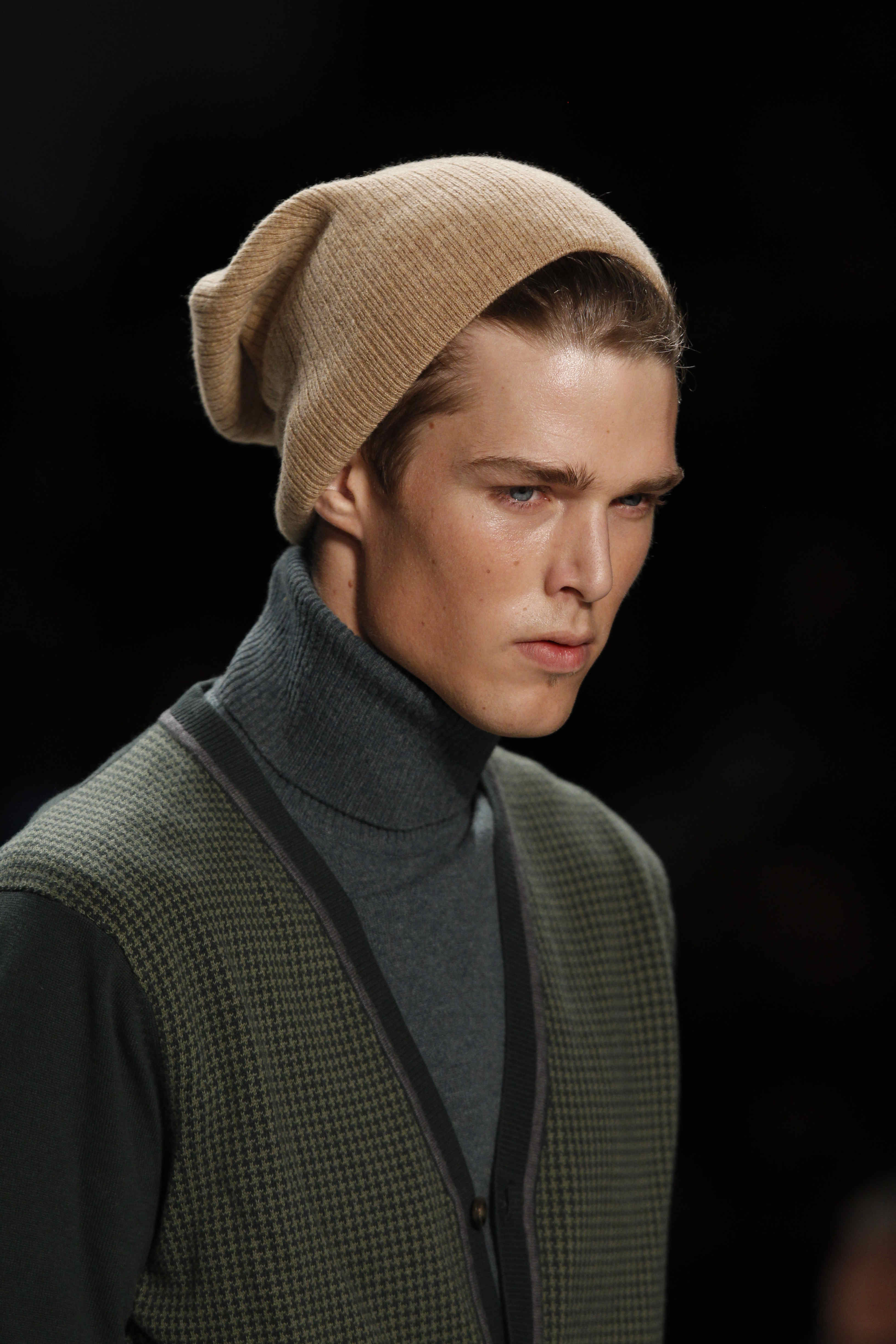 Perry Ellis 2011ﶬbDƬ