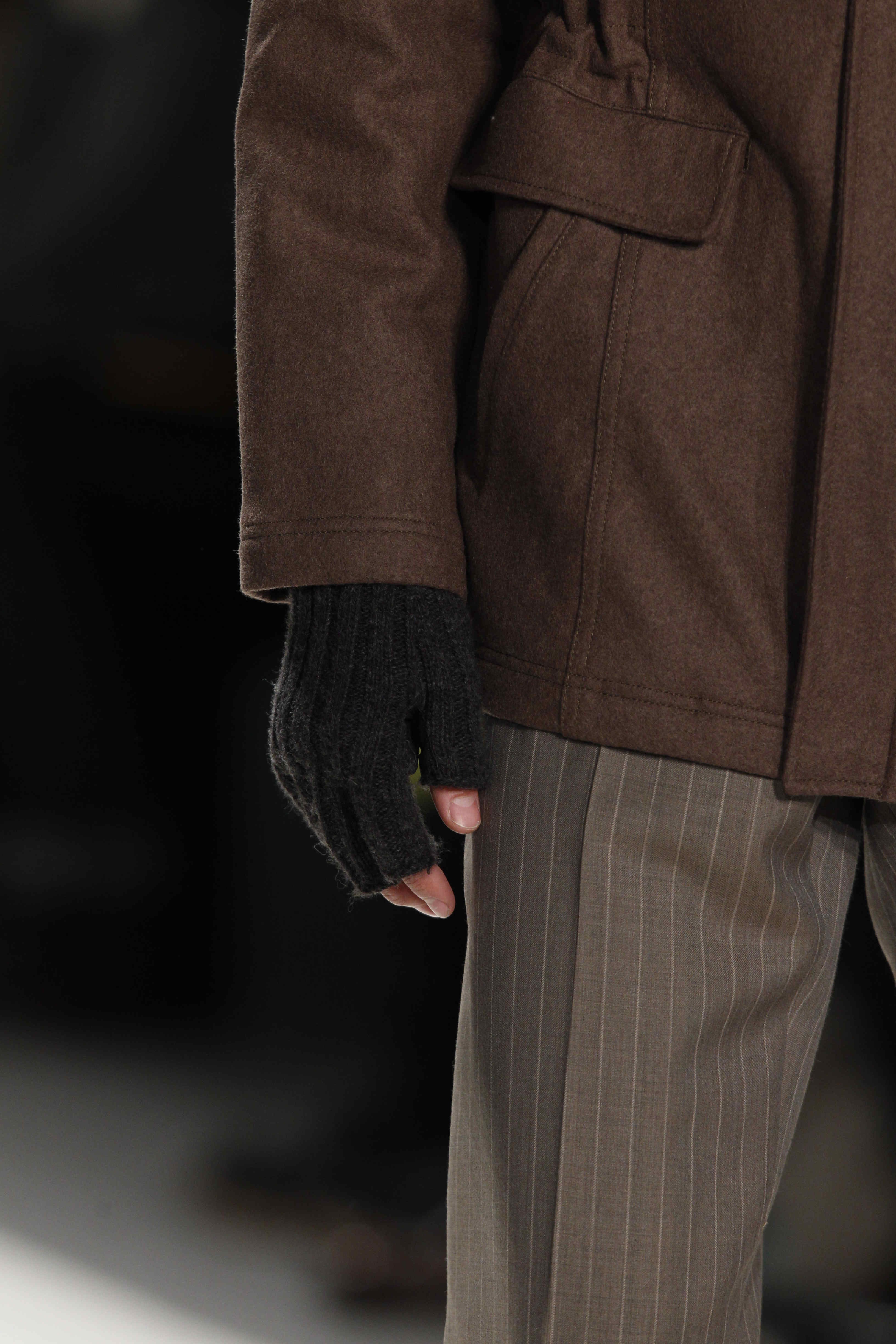 Perry Ellis 2011ﶬbDƬ