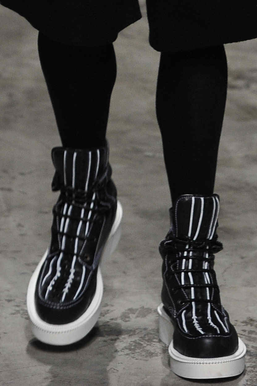 Givenchy 2011秋冬男士鞋履