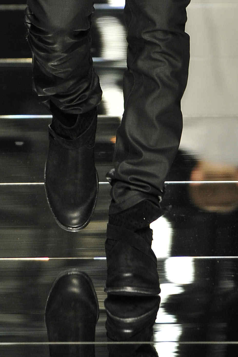John Richmond 2011秋冬男士鞋履
