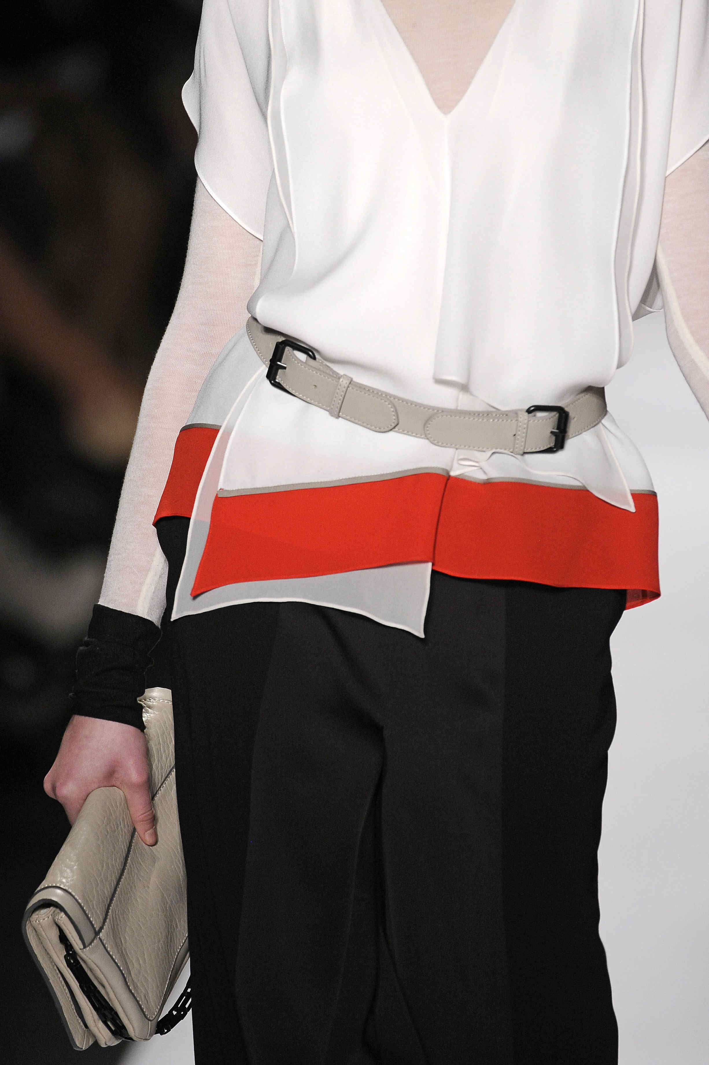 BCBG Max Azria 2011ﶬŮʿDƬ