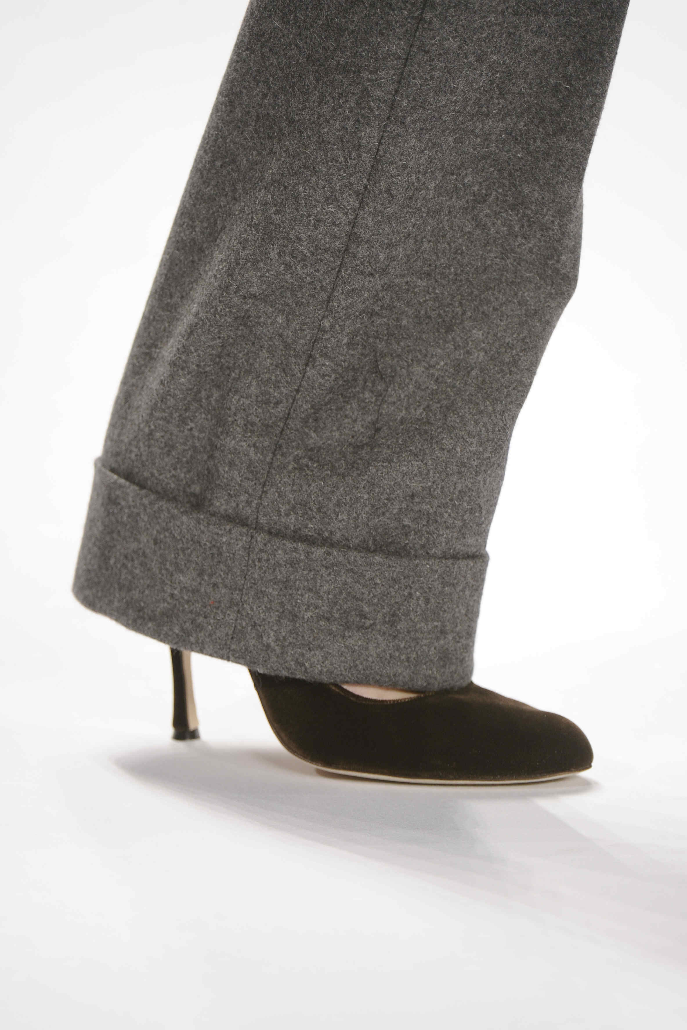 Carolina Herrera 2011ﶬŮʿЬĸDƬ