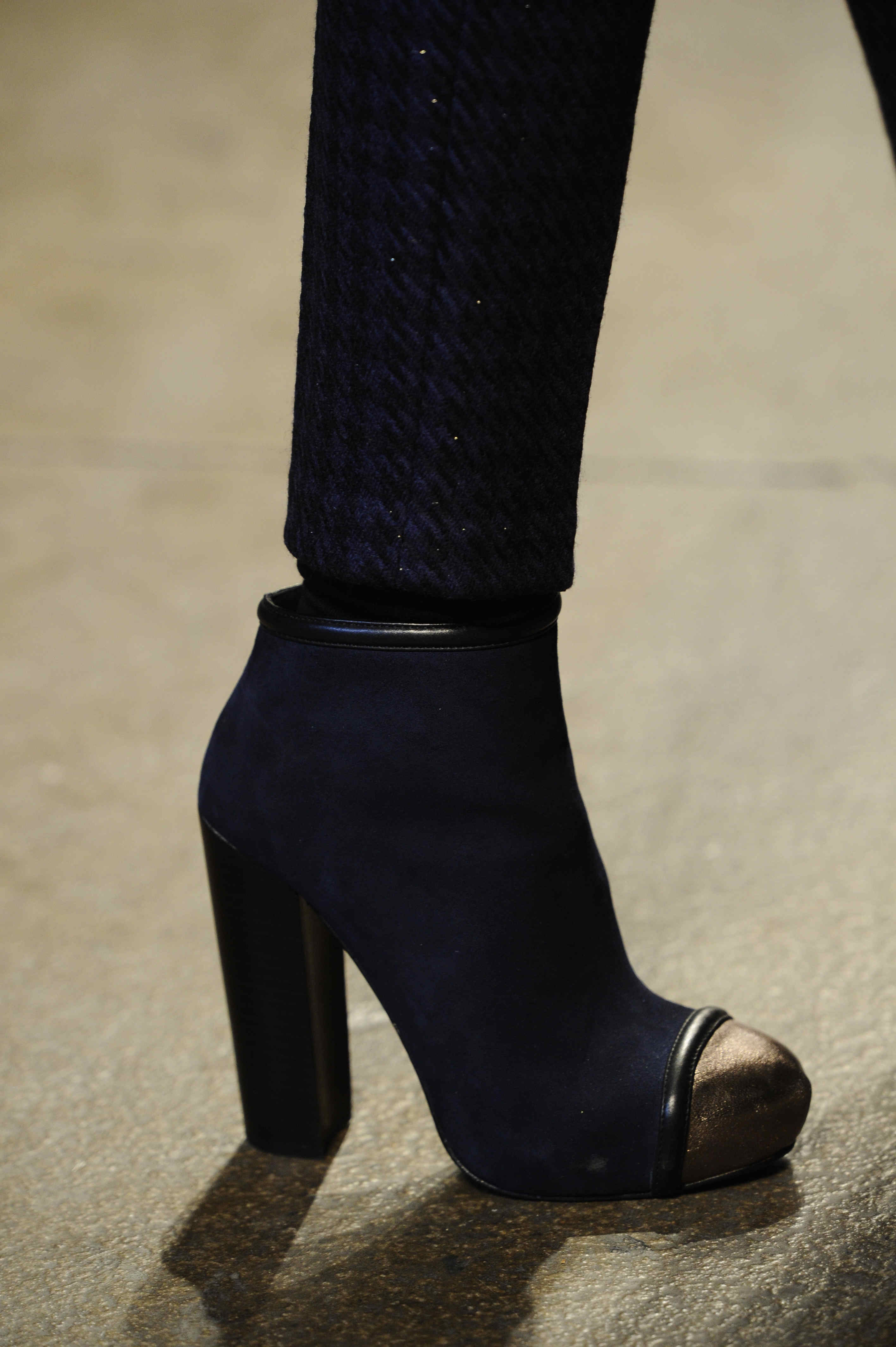 DKNY 2011ﶬŮʿЬĸDƬ