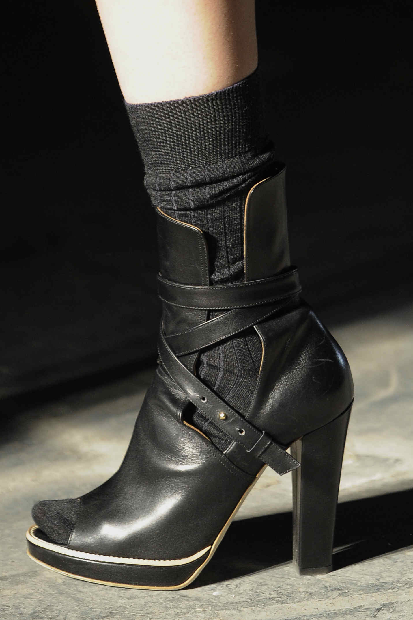 Edun 2011ﶬŮʿЬĸDƬ