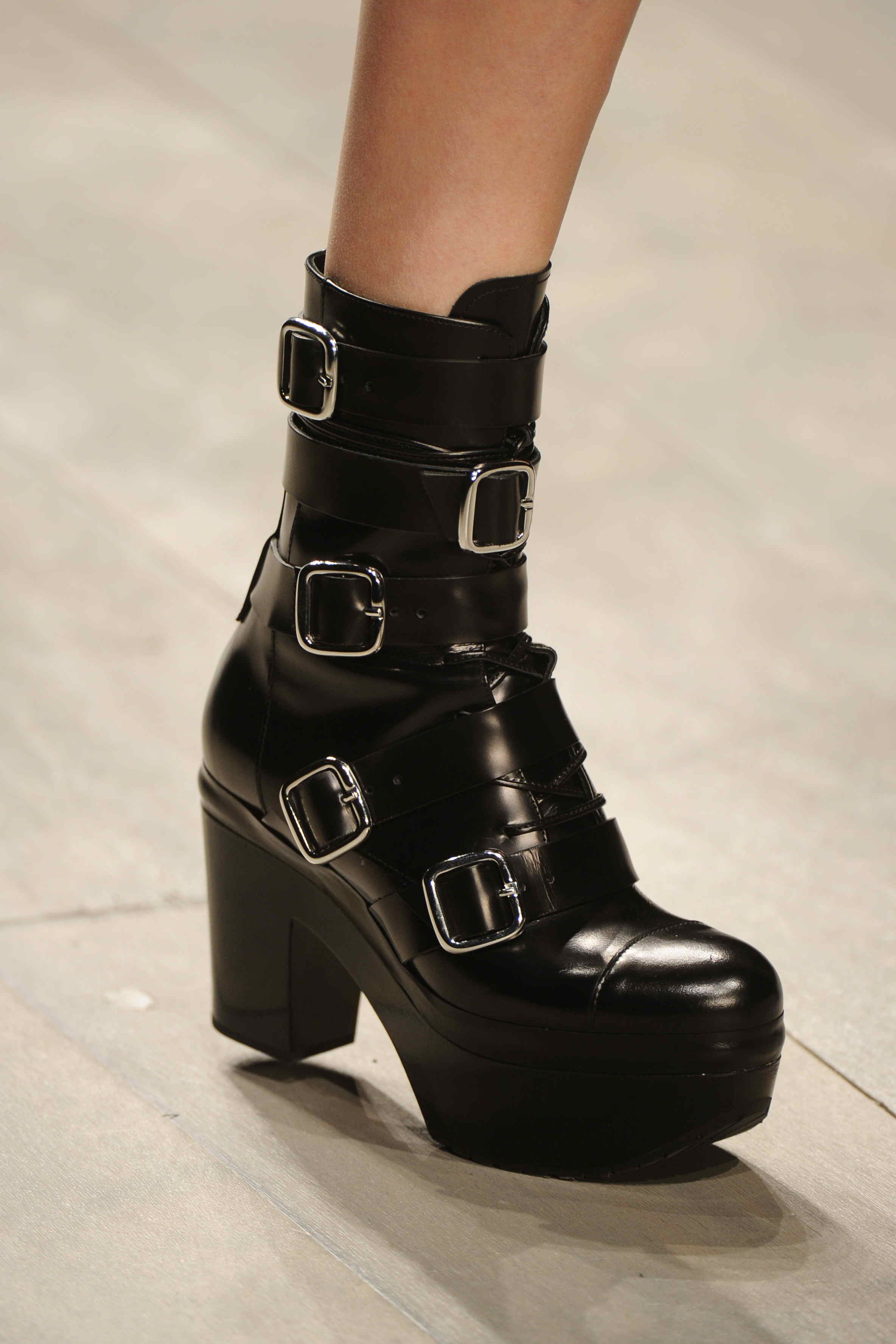 John Rocha 2011秋冬女士鞋履