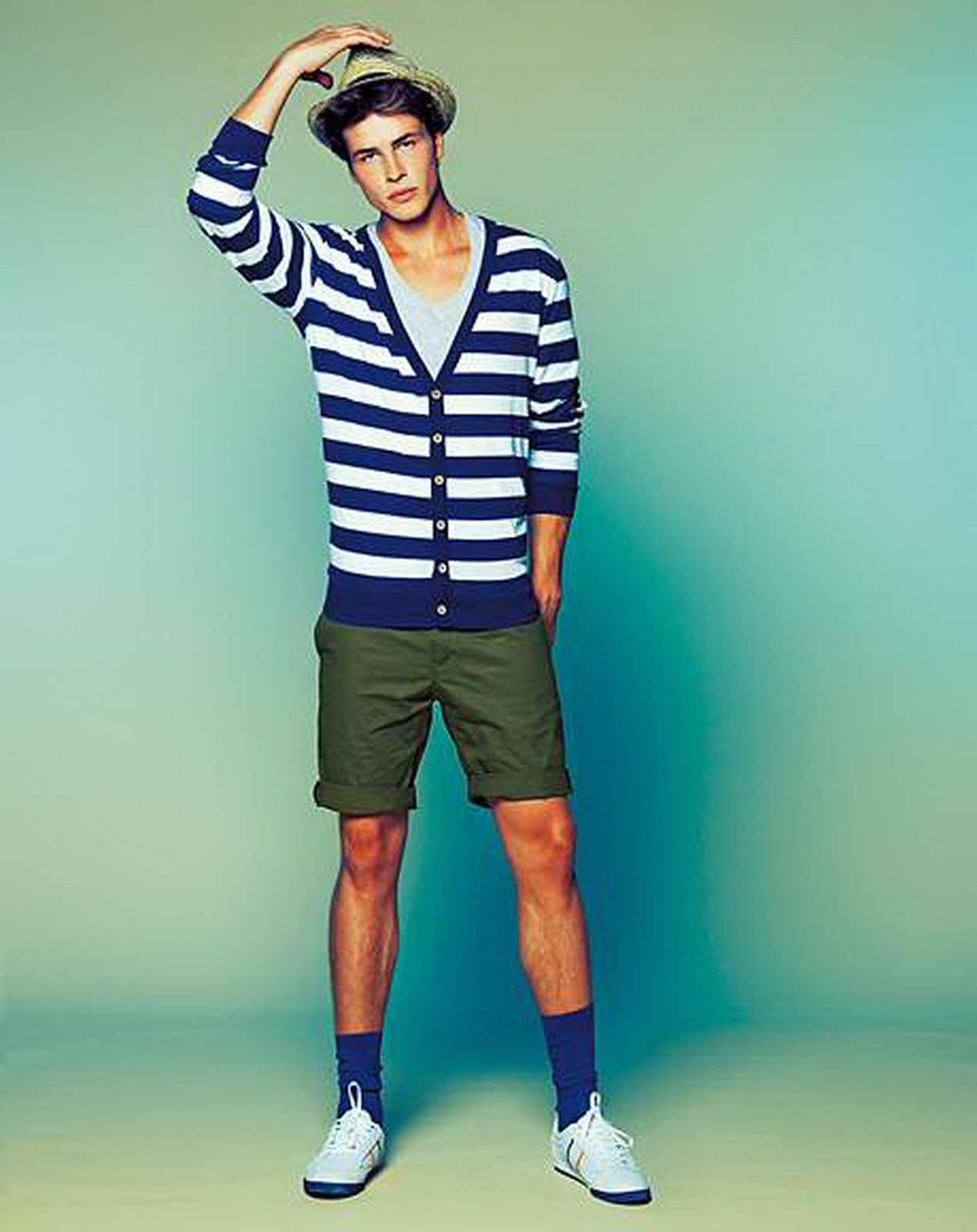 Bershka scroll boyϵ2011LookbookDƬ