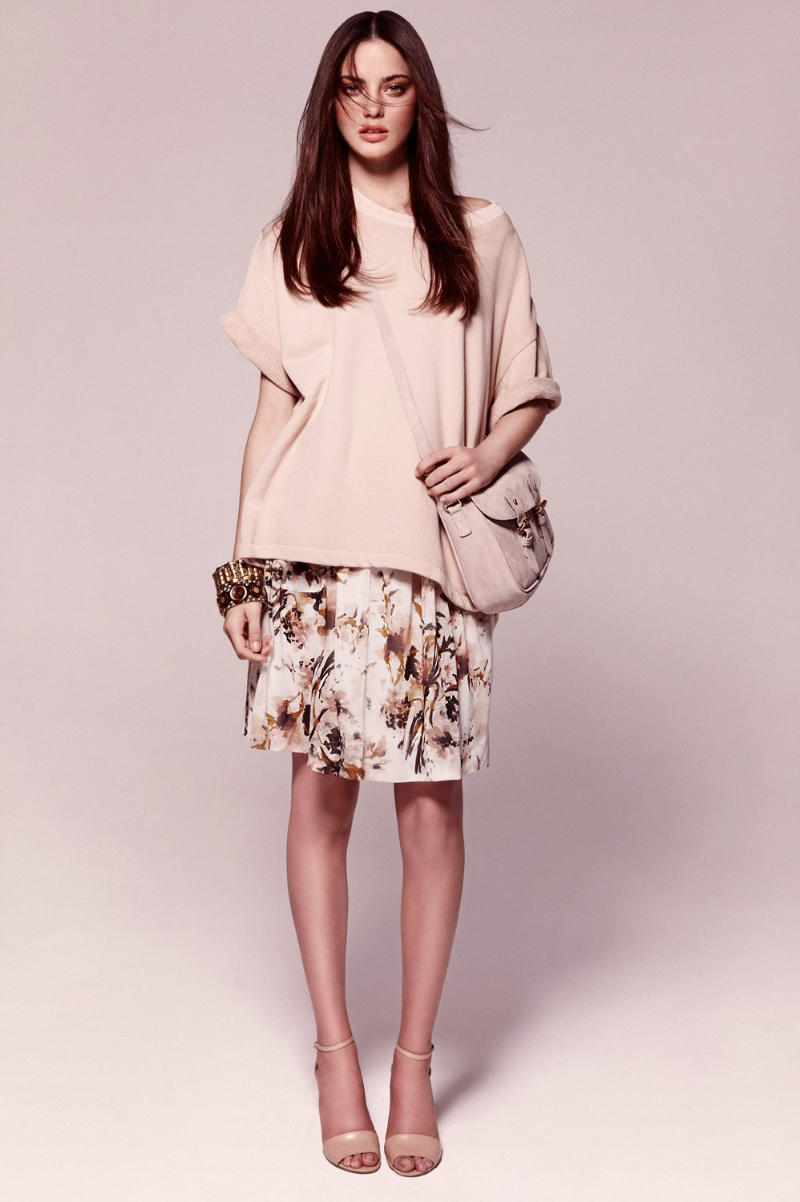 Mango2011ġNudeϵŮbLookbook DƬ