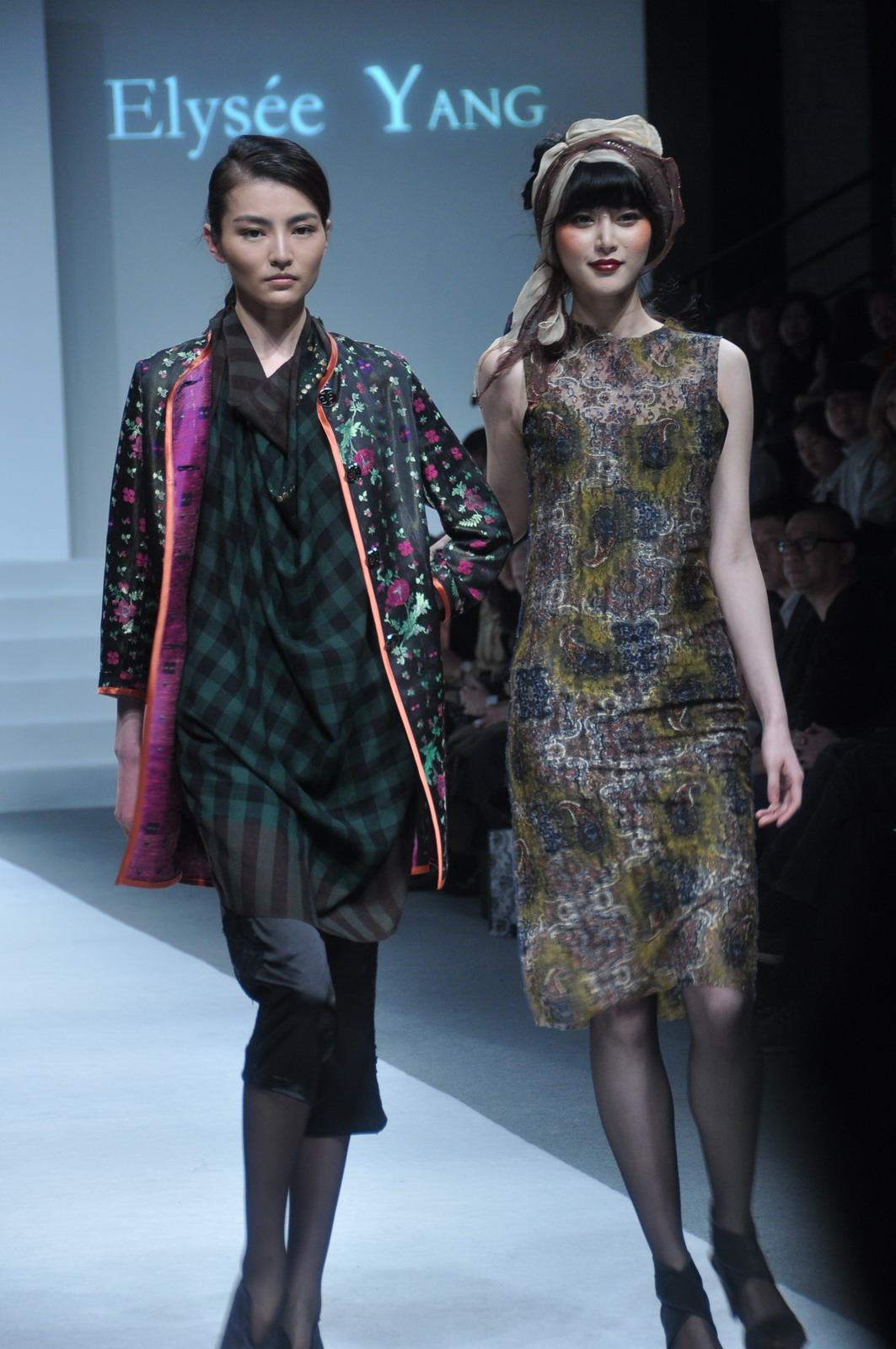 Elysee YANG 2011ﶬDƬ