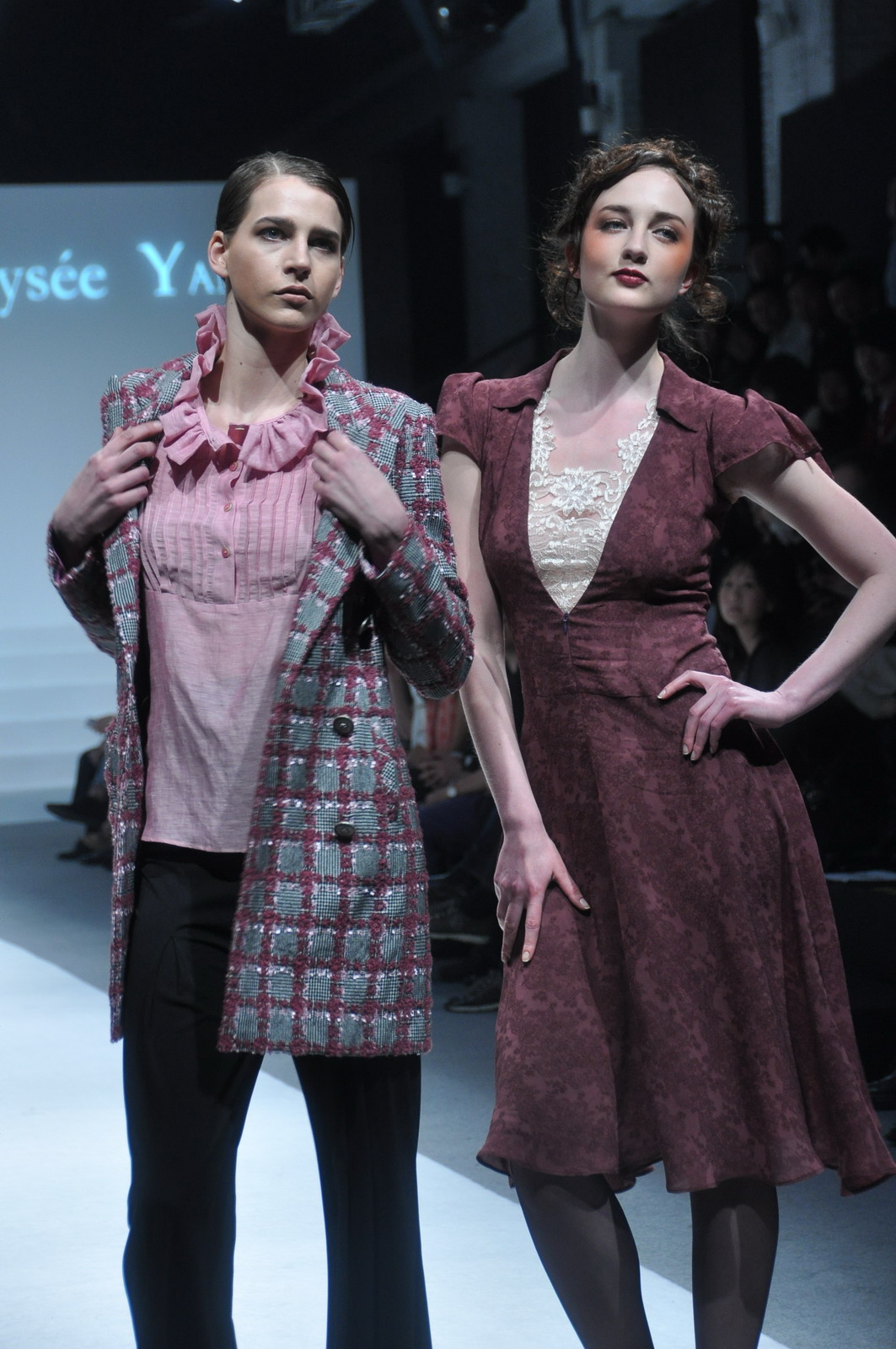 Elysee YANG 2011ﶬDƬ