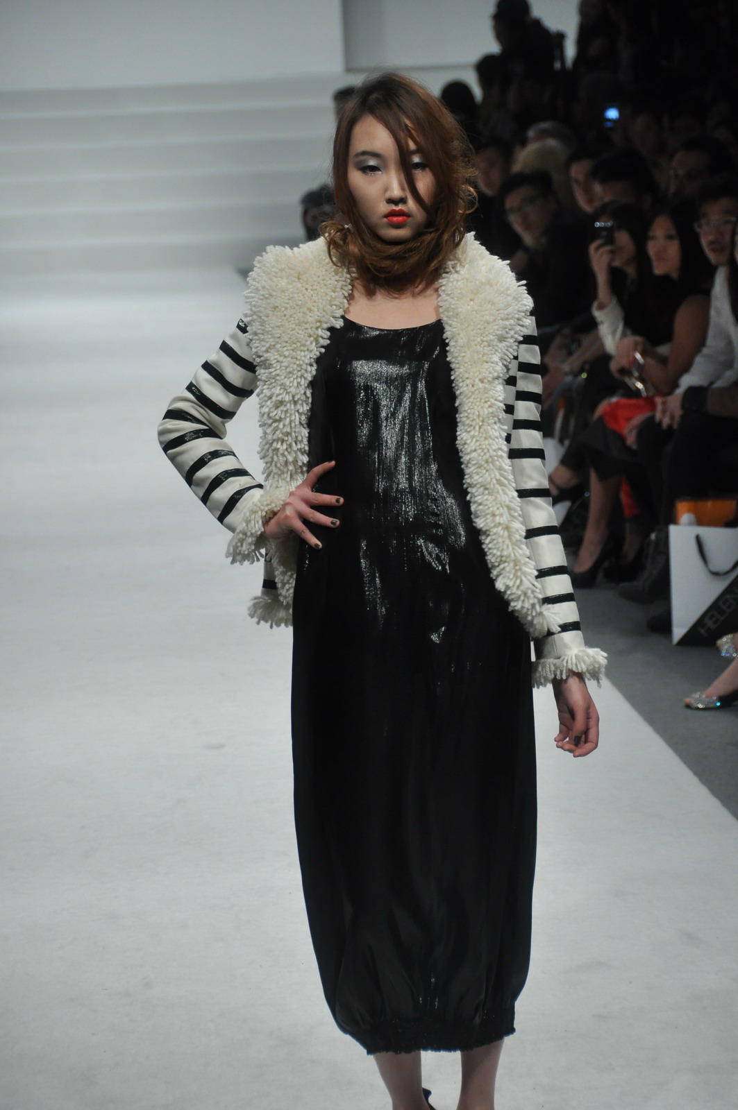 HELEN LEE 2011ﶬDƬ