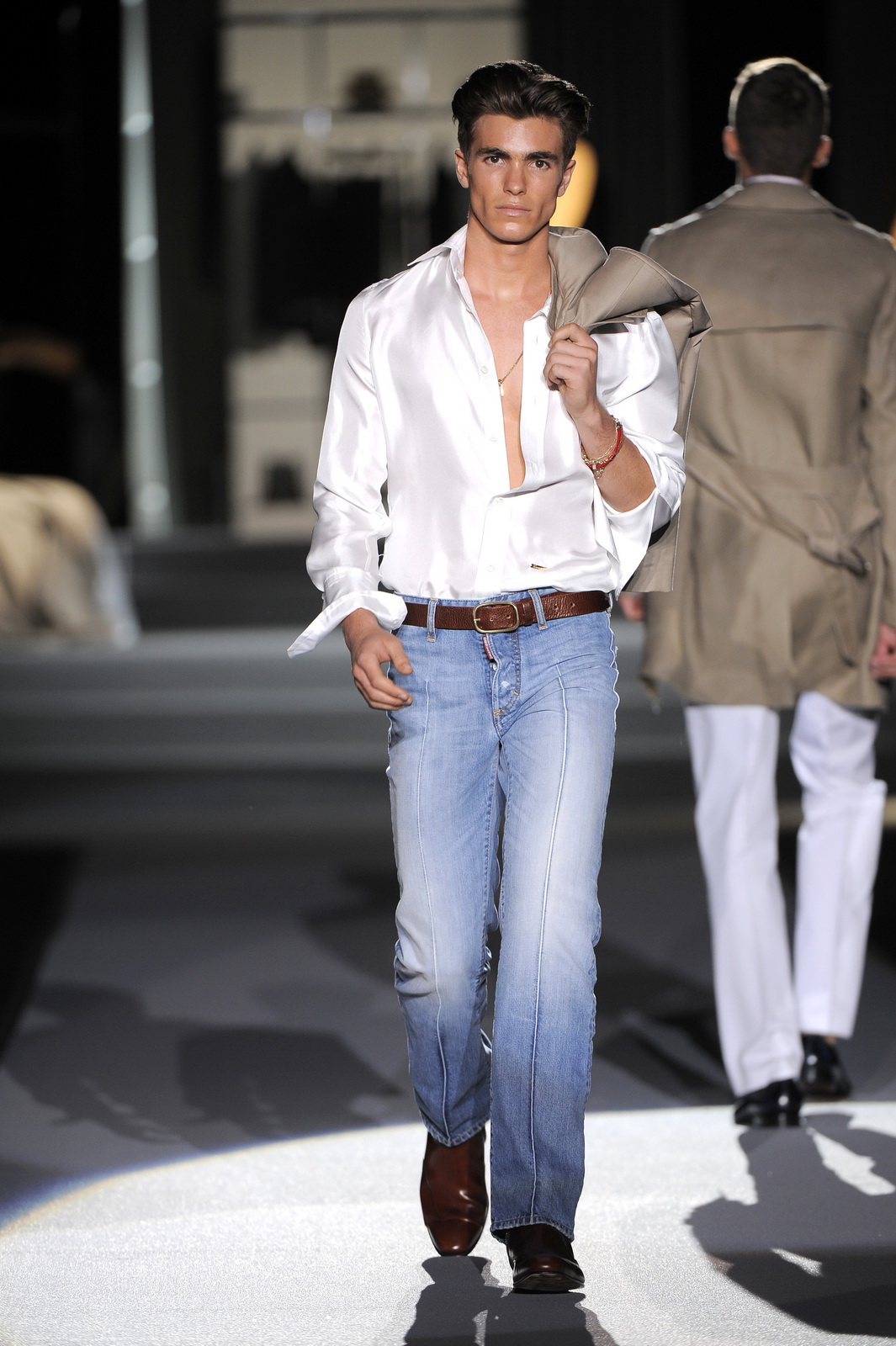 DSQUARED2 2011bDƬ
