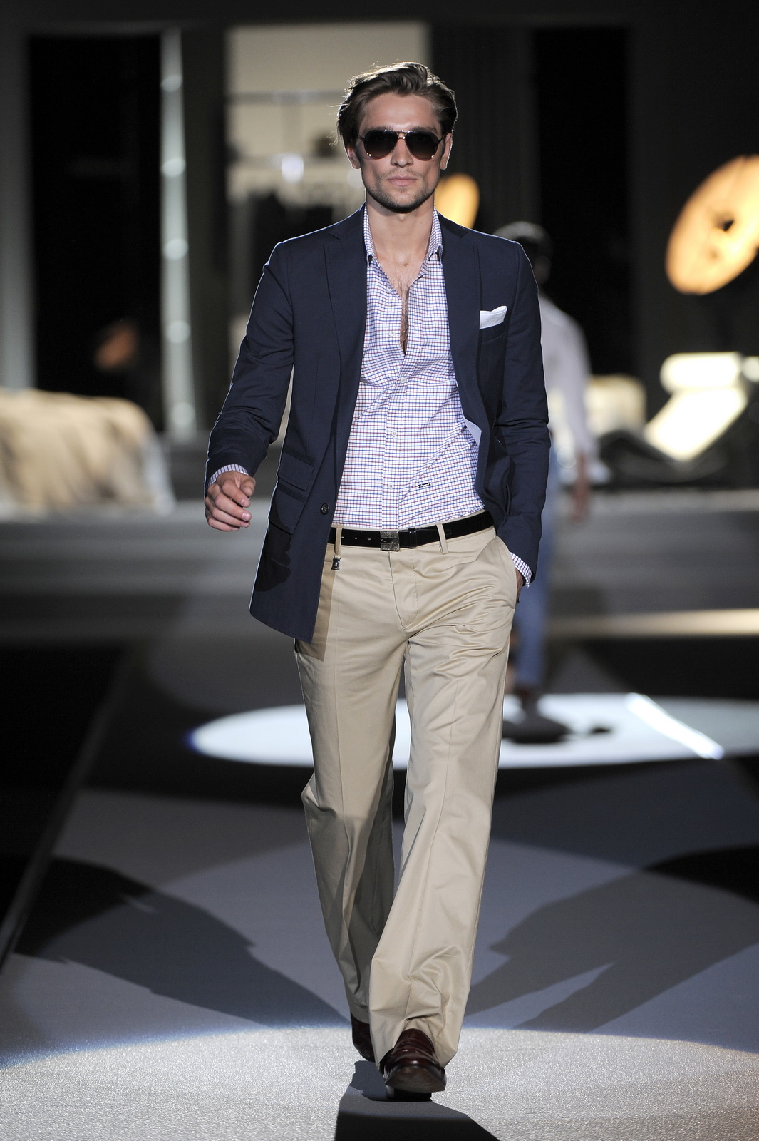 DSQUARED2 2011bDƬ