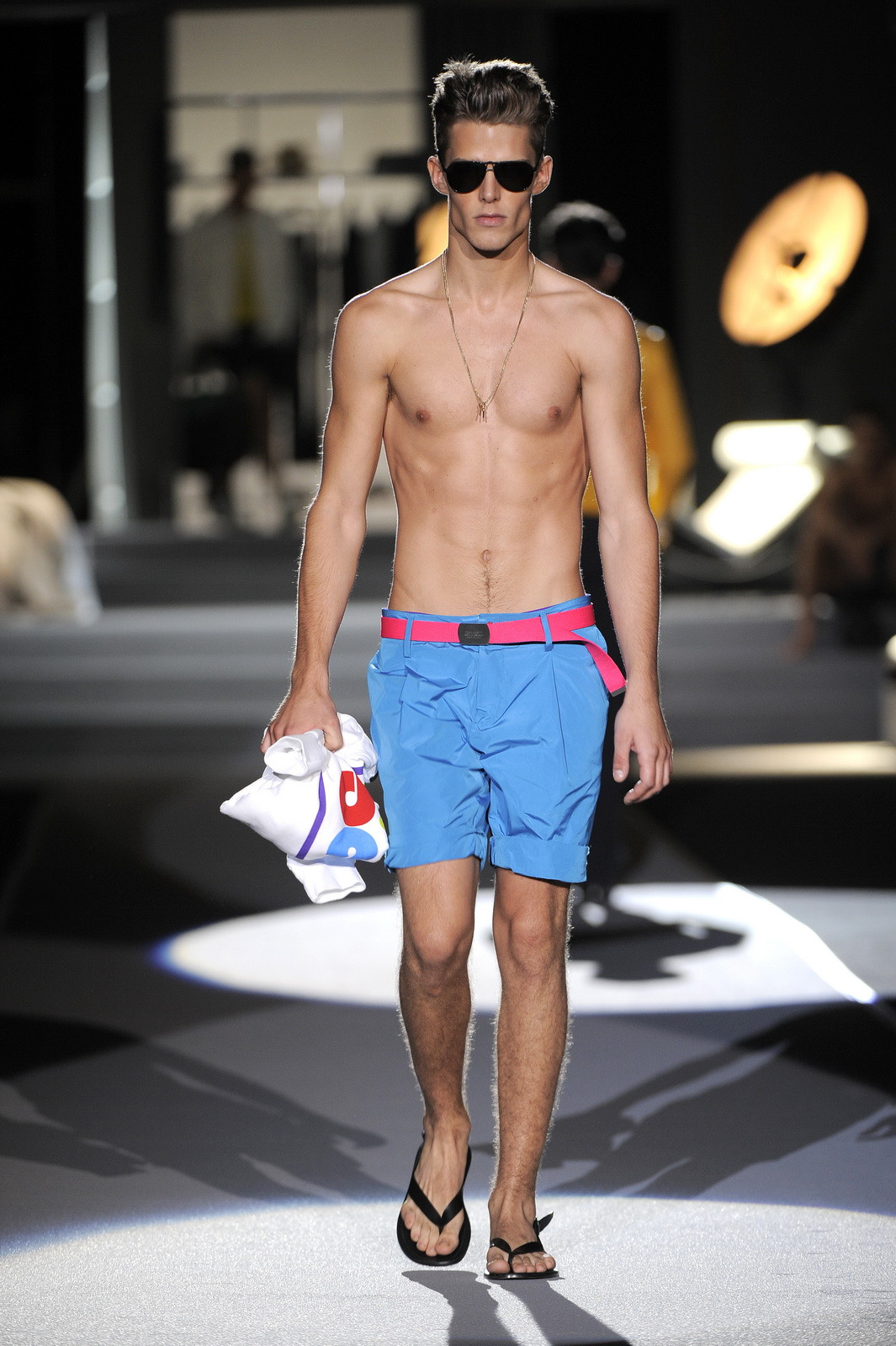 DSQUARED2 2011bDƬ
