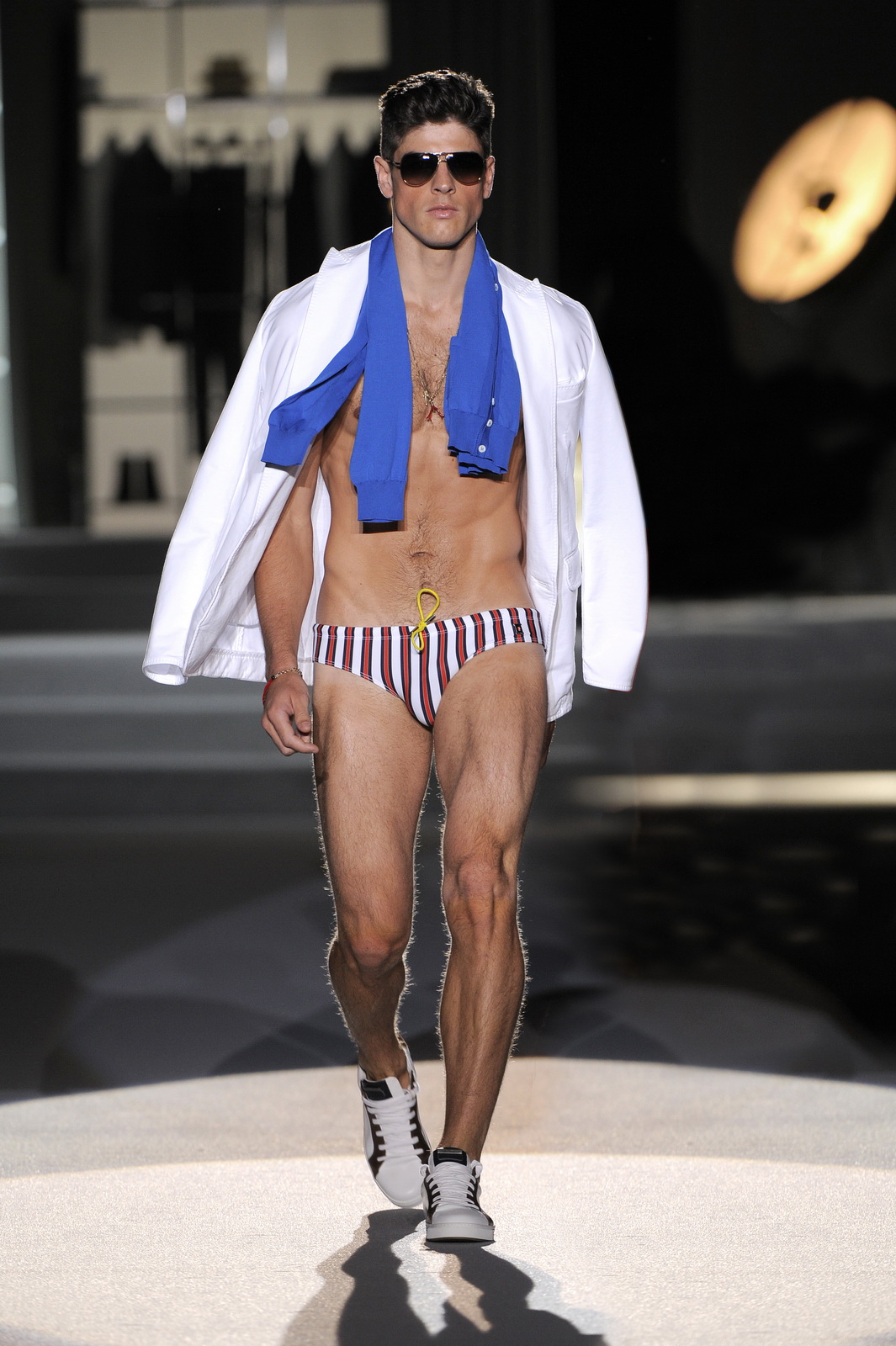 DSQUARED2 2011bDƬ
