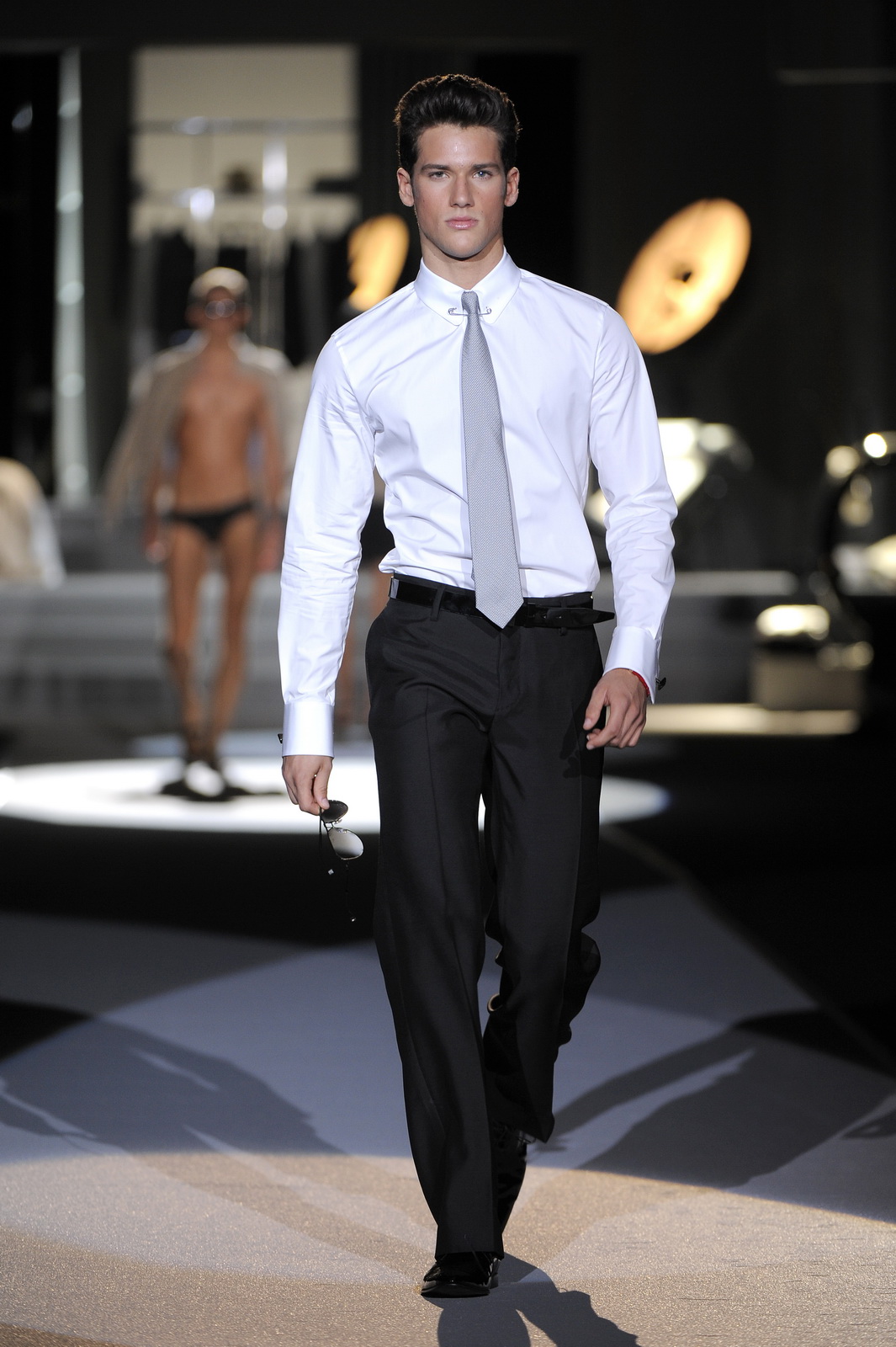 DSQUARED2 2011bDƬ