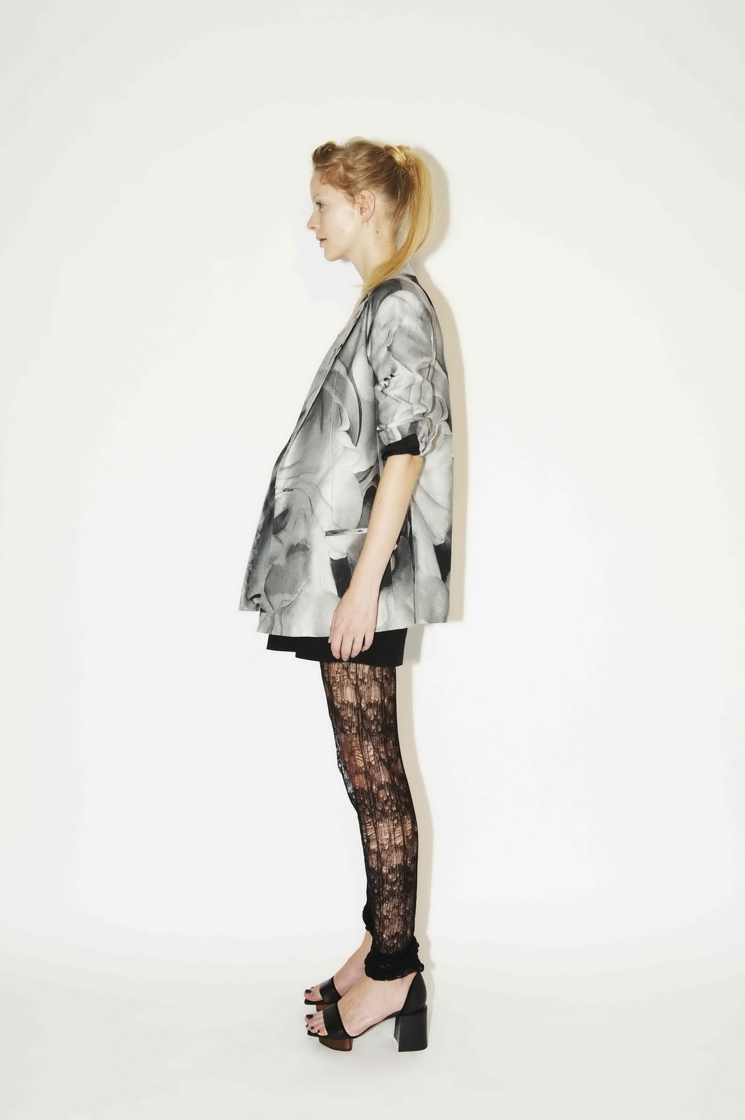 MIHARA YASUHIRO 11ŮbLookbookDƬ