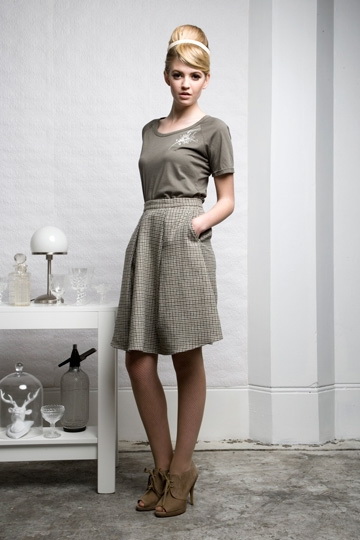 Juliette Hogan 2011 LookBookDƬ