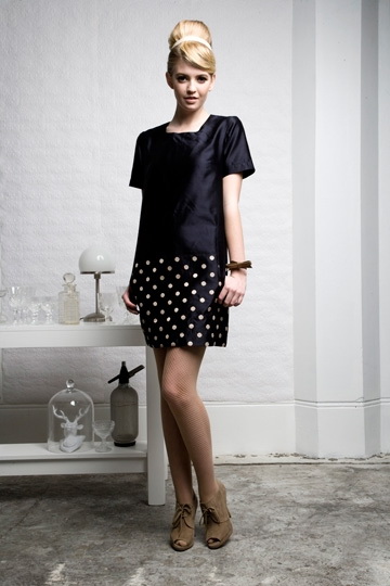 Juliette Hogan 2011 LookBookDƬ
