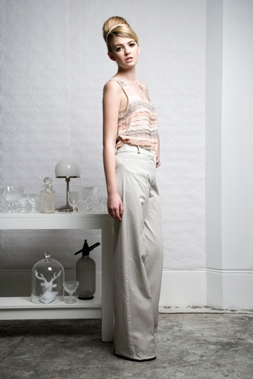 Juliette Hogan 2011 LookBookDƬ