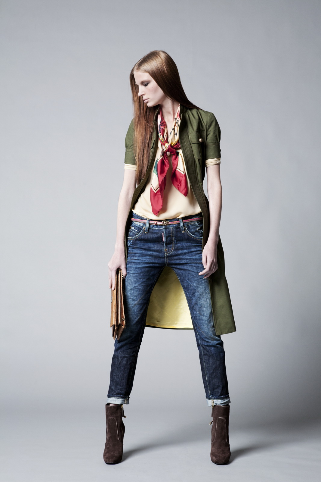 Dsquared2 2011 ŮbDƬ