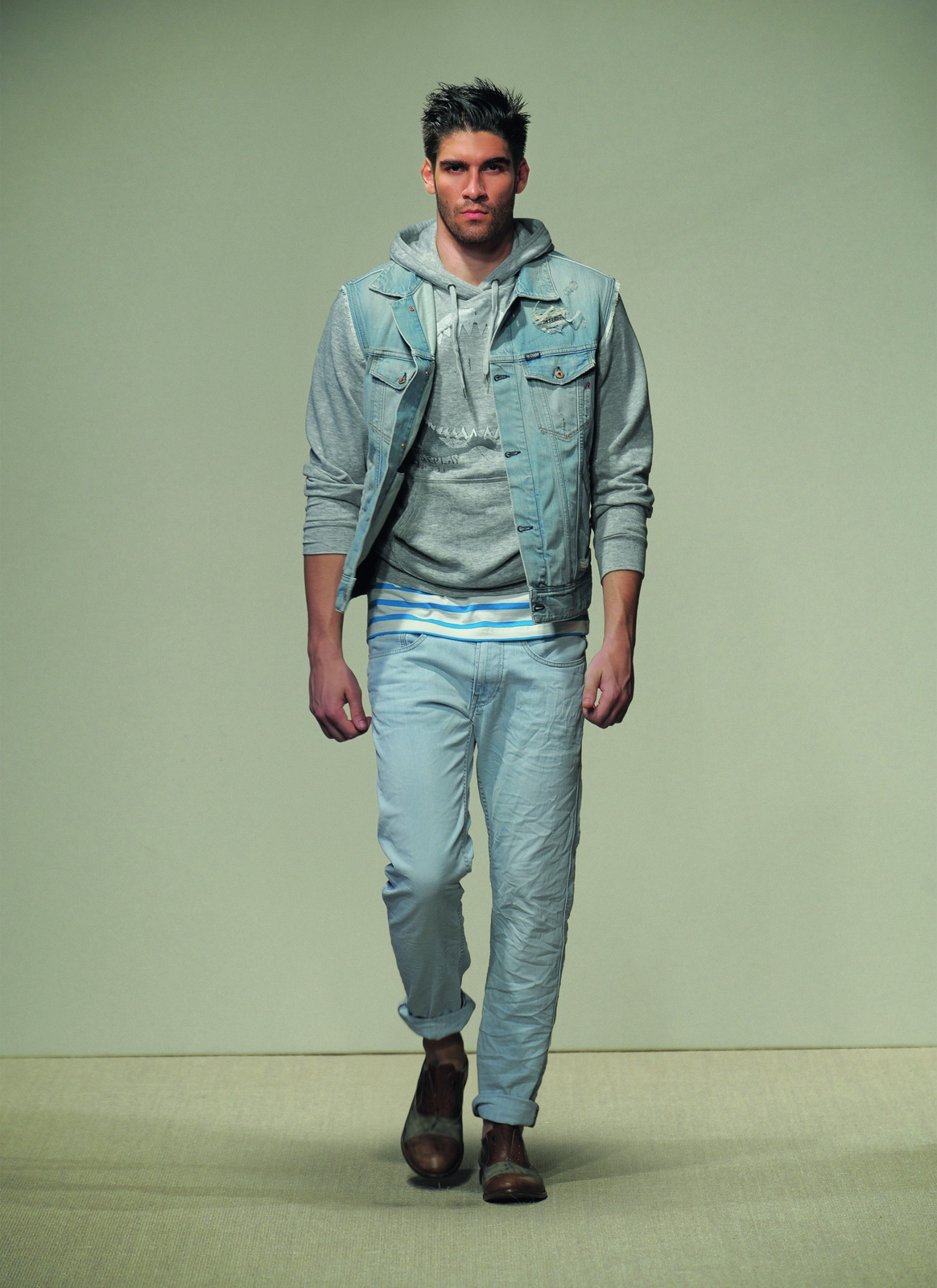 Replay 2011 LookbookDƬ