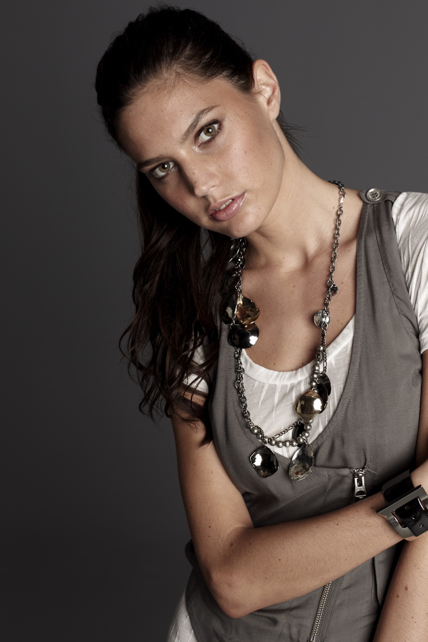 ARMANI EXCHANGE 2011春夏女裝新品TRAVELISTA高清圖片