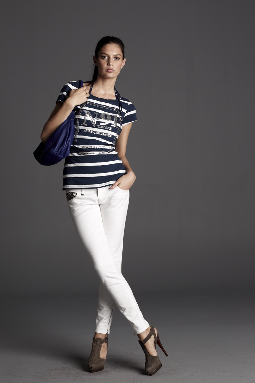 ARMANI EXCHANGE 2011春夏女裝新品TRAVELISTA高清圖片