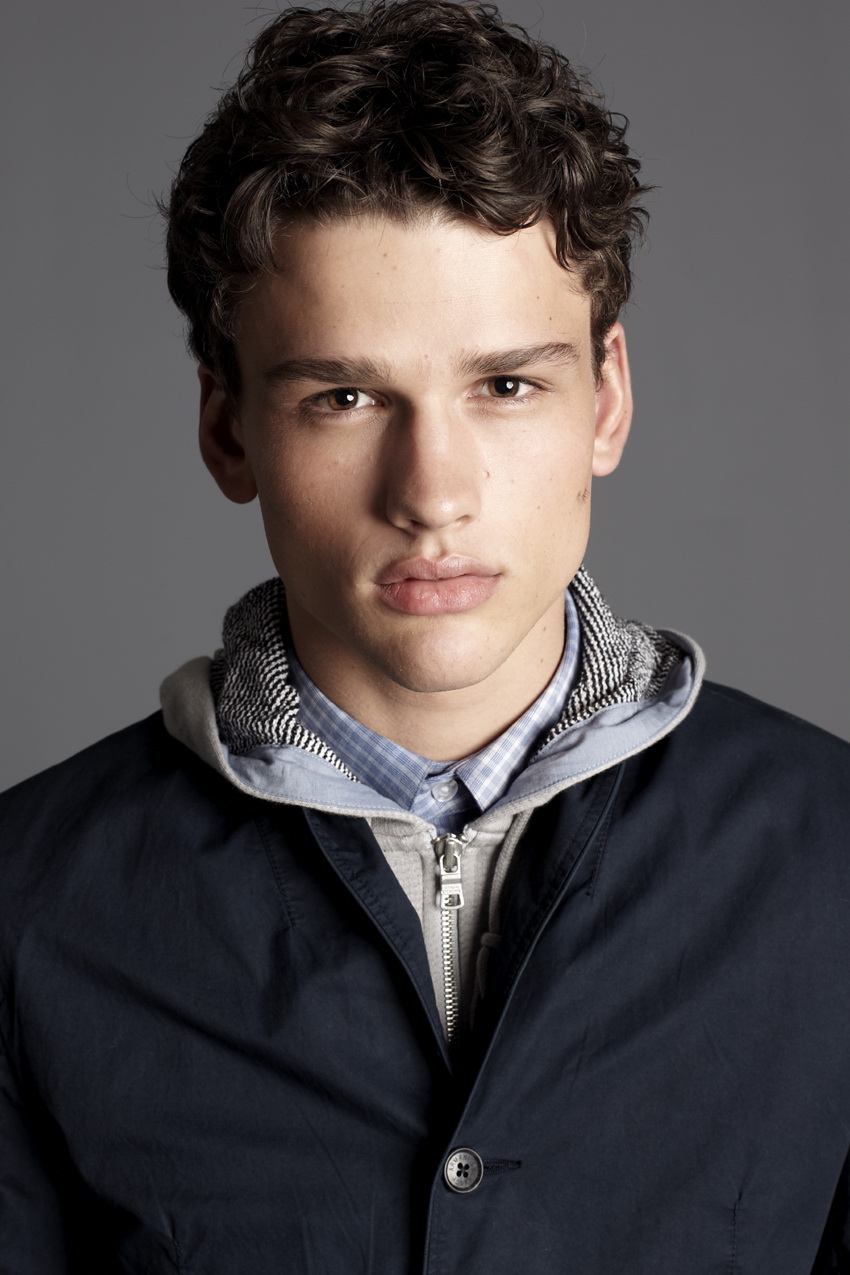 ARMANI EXCHANGE 2011春夏男裝新品TRAVELISTA高清圖片