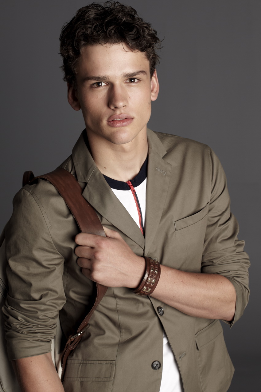 ARMANI EXCHANGE 2011春夏男裝新品TRAVELISTA高清圖片