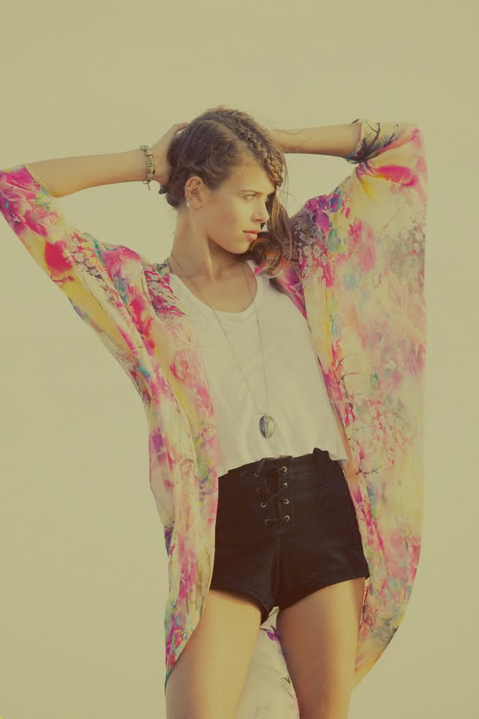 LF Stores Fearless Future 2011LookbookDƬ