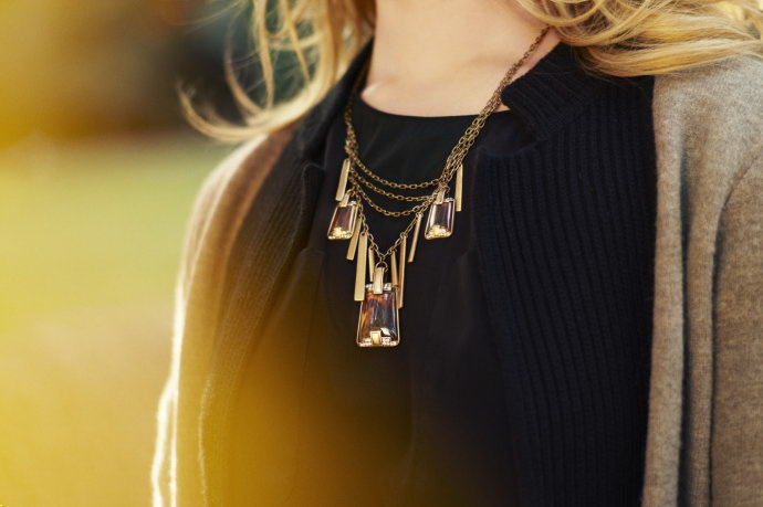 Ann Taylor 2011ﶬ LookBookDƬ