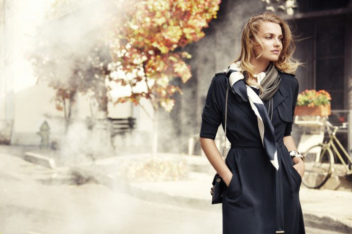 Ann Taylor 2011ﶬ LookBookDƬ