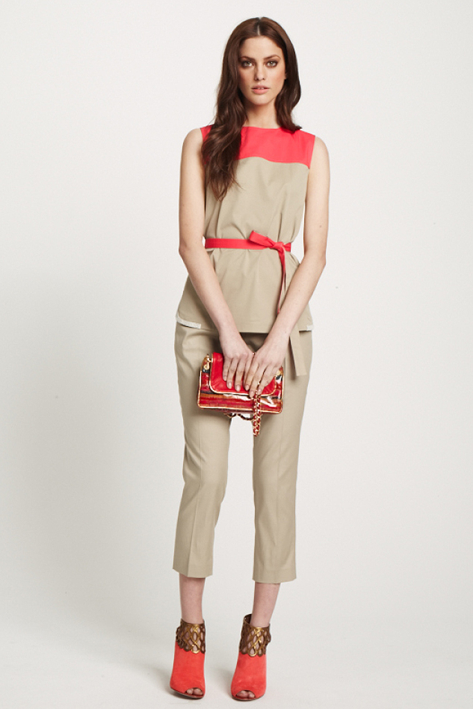 Elie Tahari 2012紺ϵиDƬ